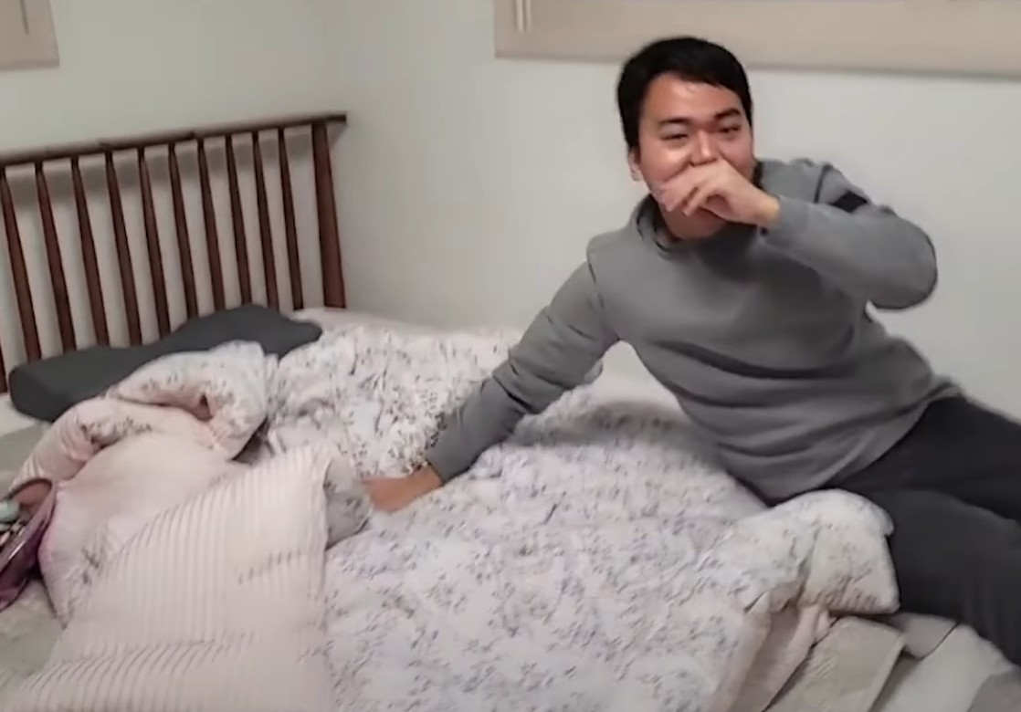 포모스 염보성 여캠집가면 맨날하는짓 염보성 여캠집가면 맨날하는짓