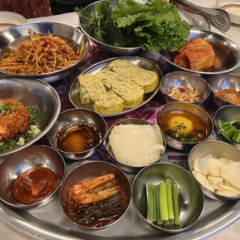 포모스 요즘 핫한 냉동 삼겹살집 특징 요즘 핫한 냉동 삼겹살집 특징