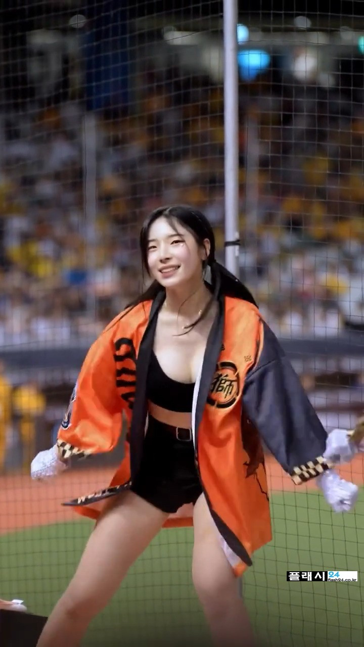 ㅇㅎ)대만 진출에 흔들어 버리는 치어리더 조연주