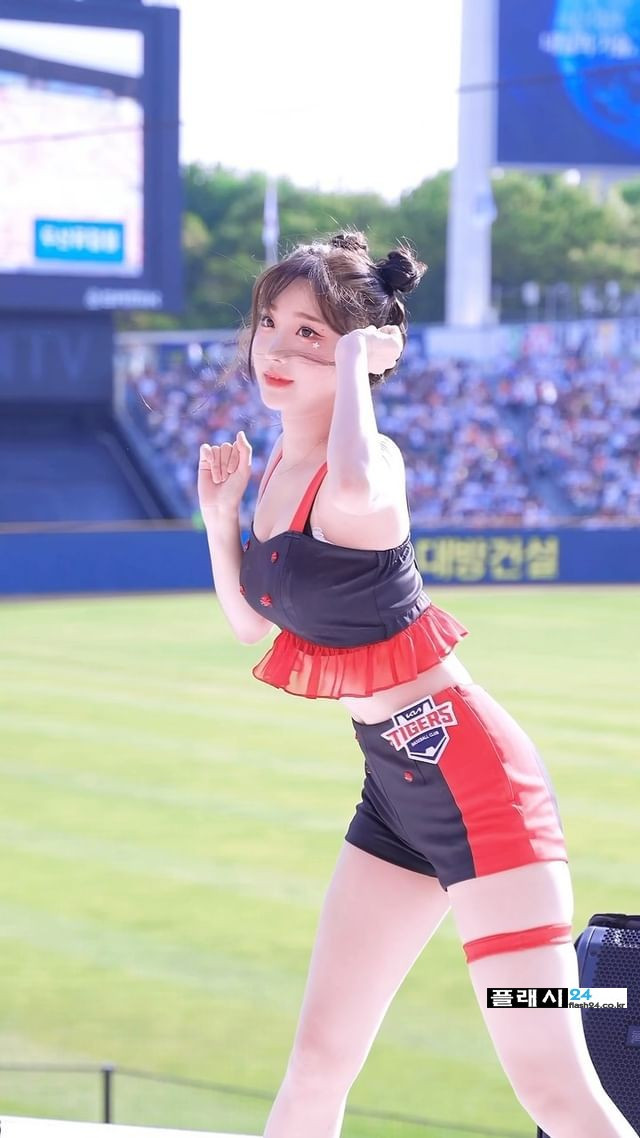 ㅇㅎ)탄력좋은 이주은 치어리더 힙라인