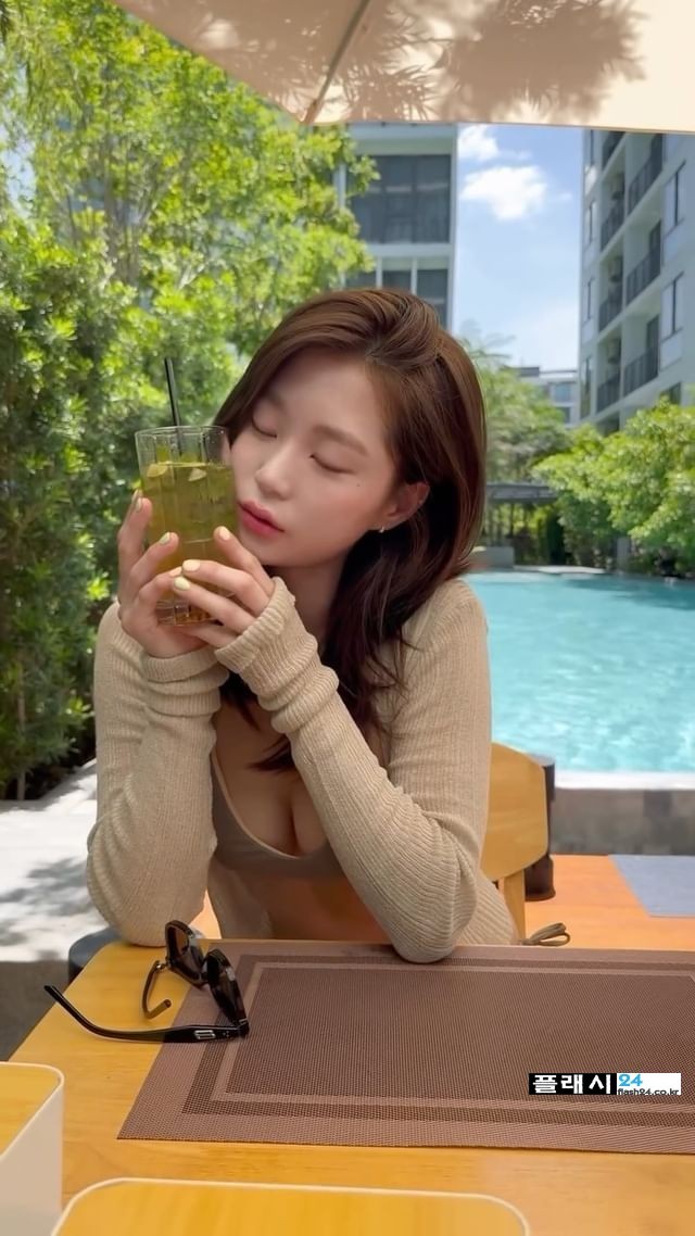 ㅇㅎ)아일릿 원희 사촌언니 몸매 수준