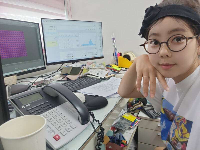 개성있게 이쁜 탈북민 패션디자이너