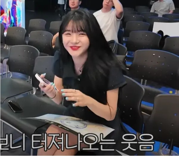 스타 대회 직관한 하랑E 미모.. jpg