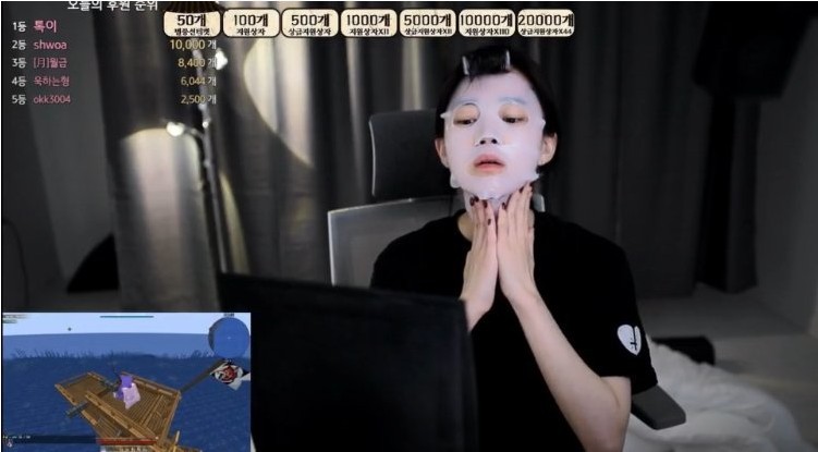 와 문월 얼굴 크기 실화냐 ㄷㄷ