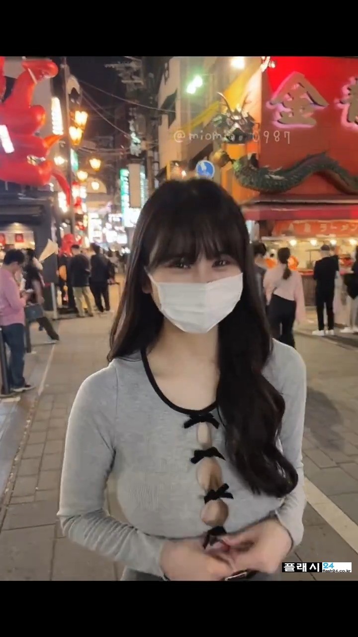 ㅇㅎ)스타벅스녀로 유명한 일본 여자