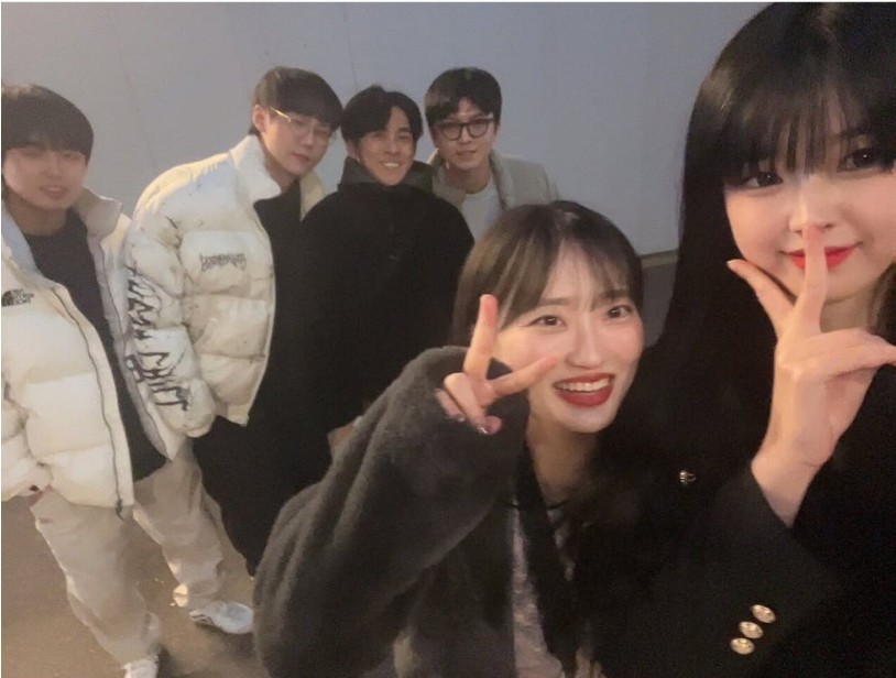 이지상 인스타 업뎃.. 문월 예쁘네
