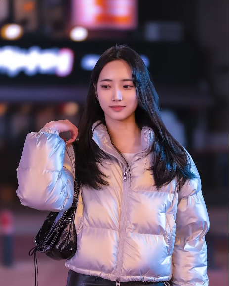 길거리 예쁜 여성들 사진 찍어주는 유튜버