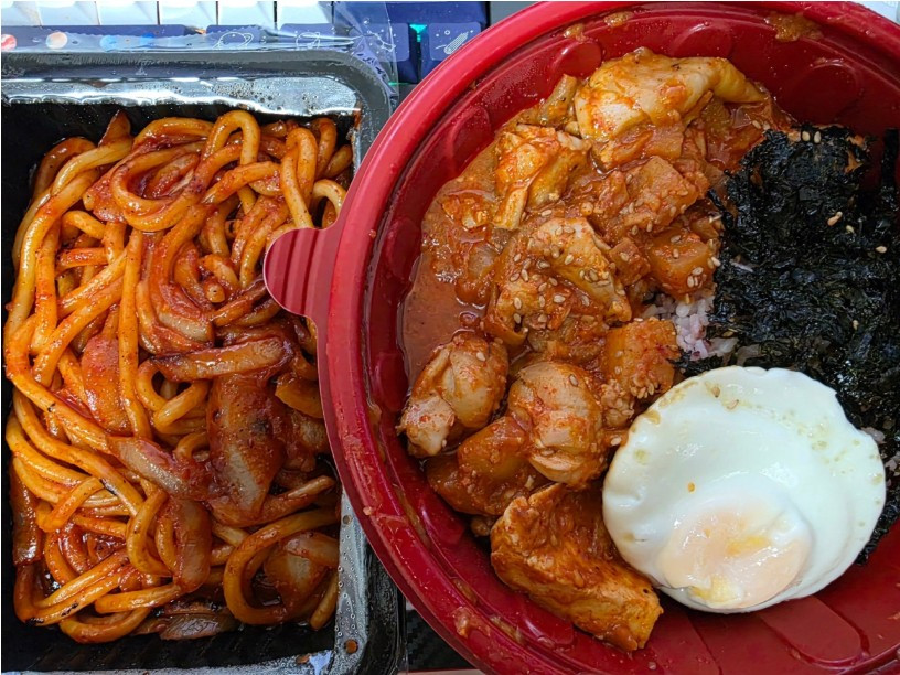 어메이징.. 어느 여캠의 아침 메뉴 ㄷㄷ
