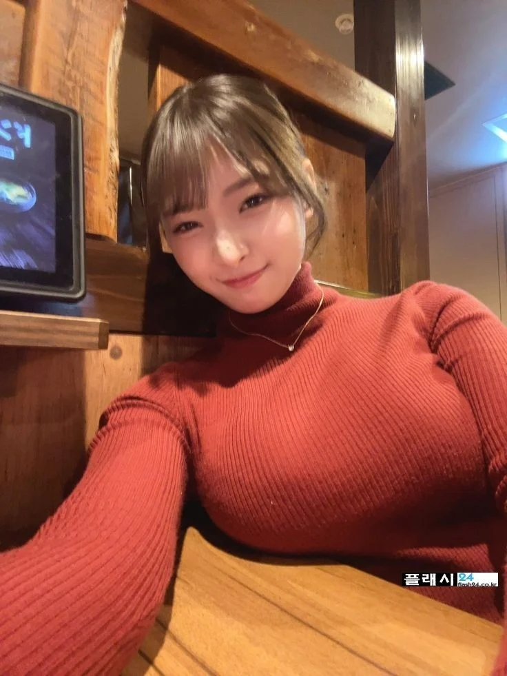1758275988028900.webp