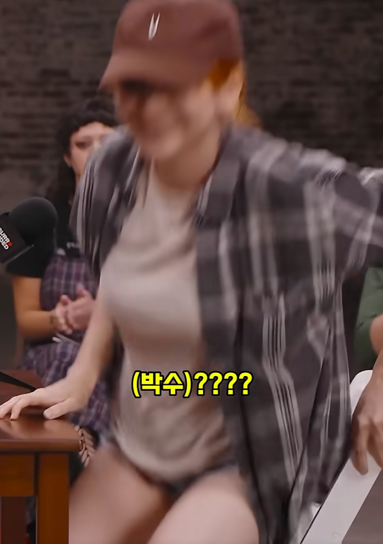 1758504125683857.png