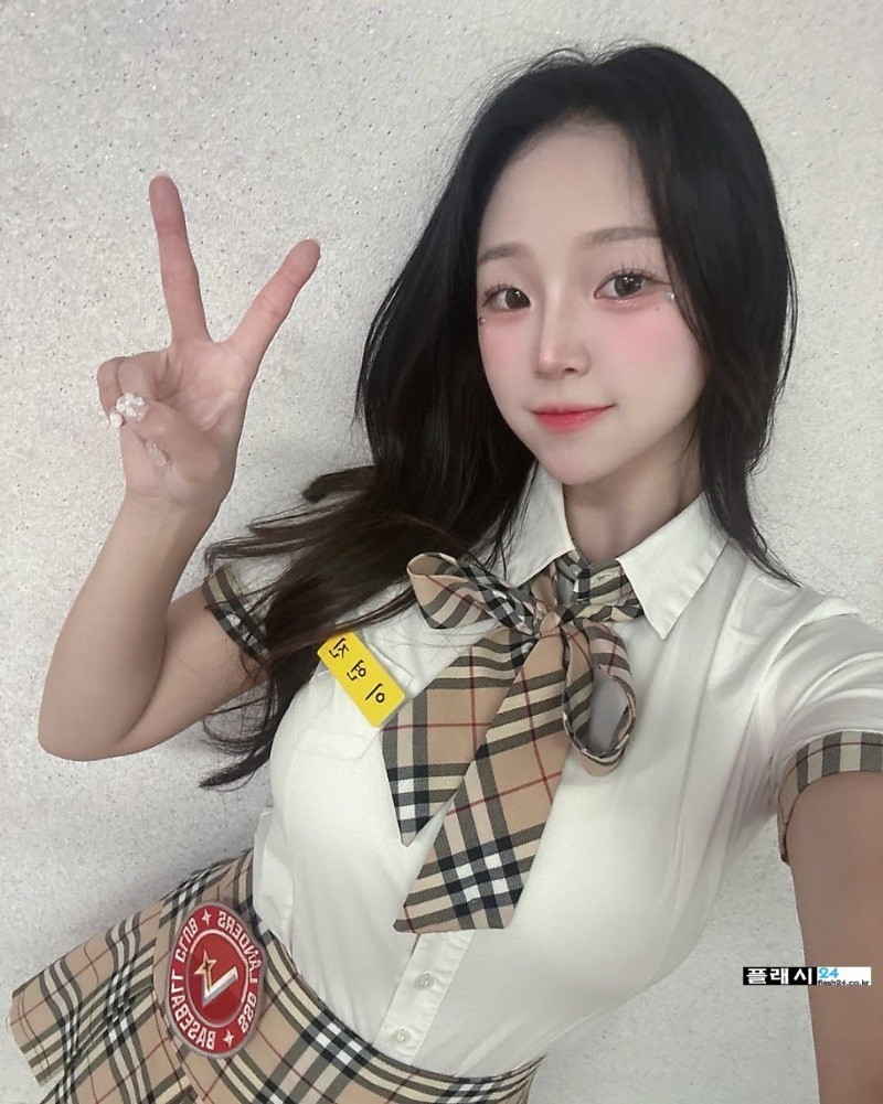 스타즈 이연진 치어리더 청바지 힙라인