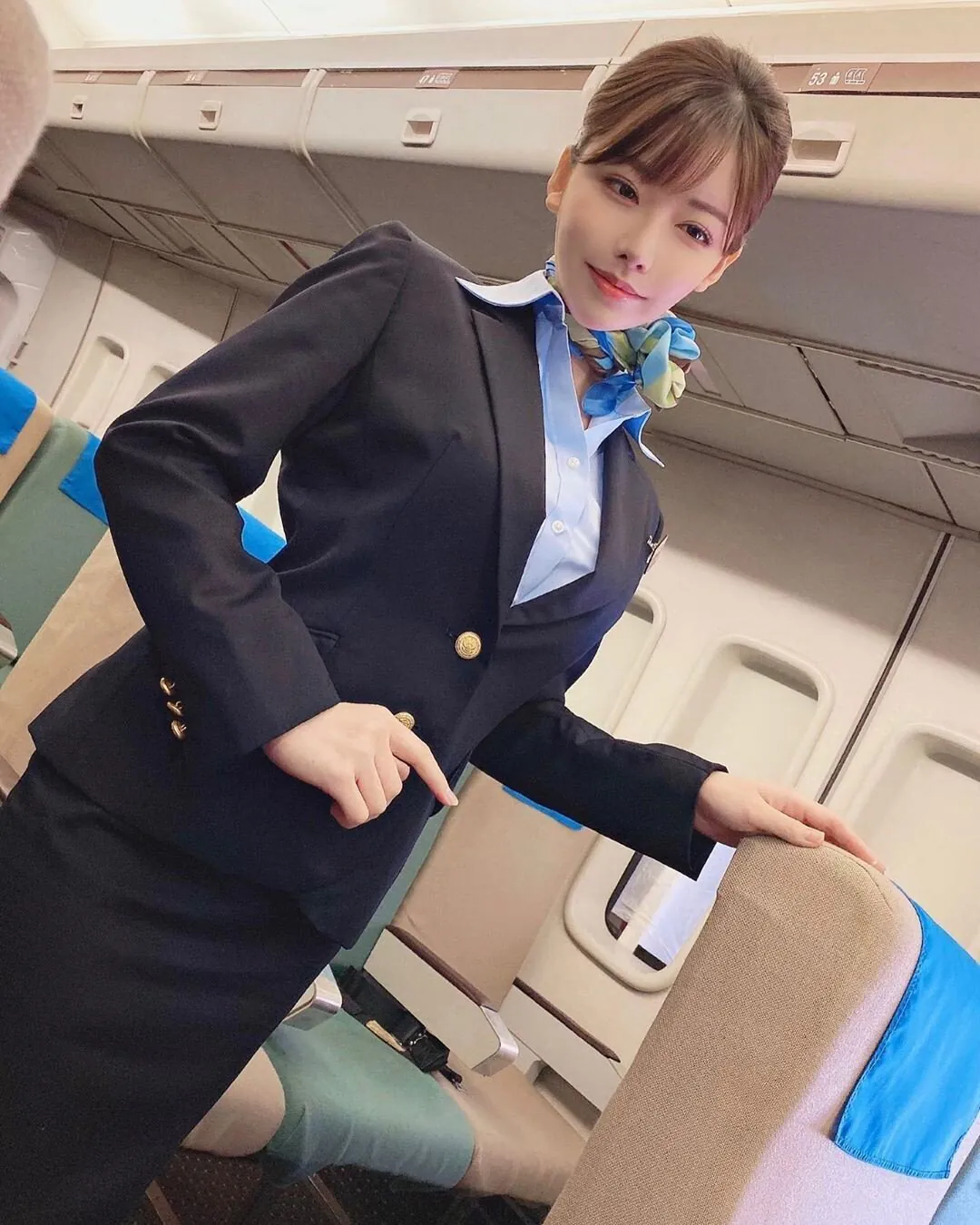 일본 AV를 많이 본 스튜어디스