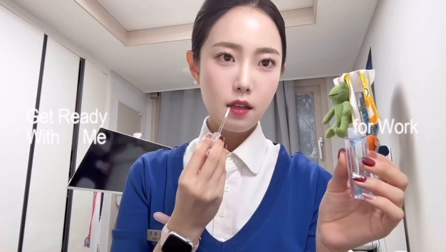 8의 여자 외모 일듯한 에어부산 승무원